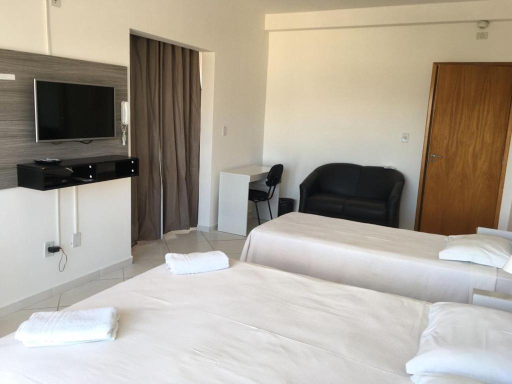 Domum Hotel 핀다모냥가바 외부 사진