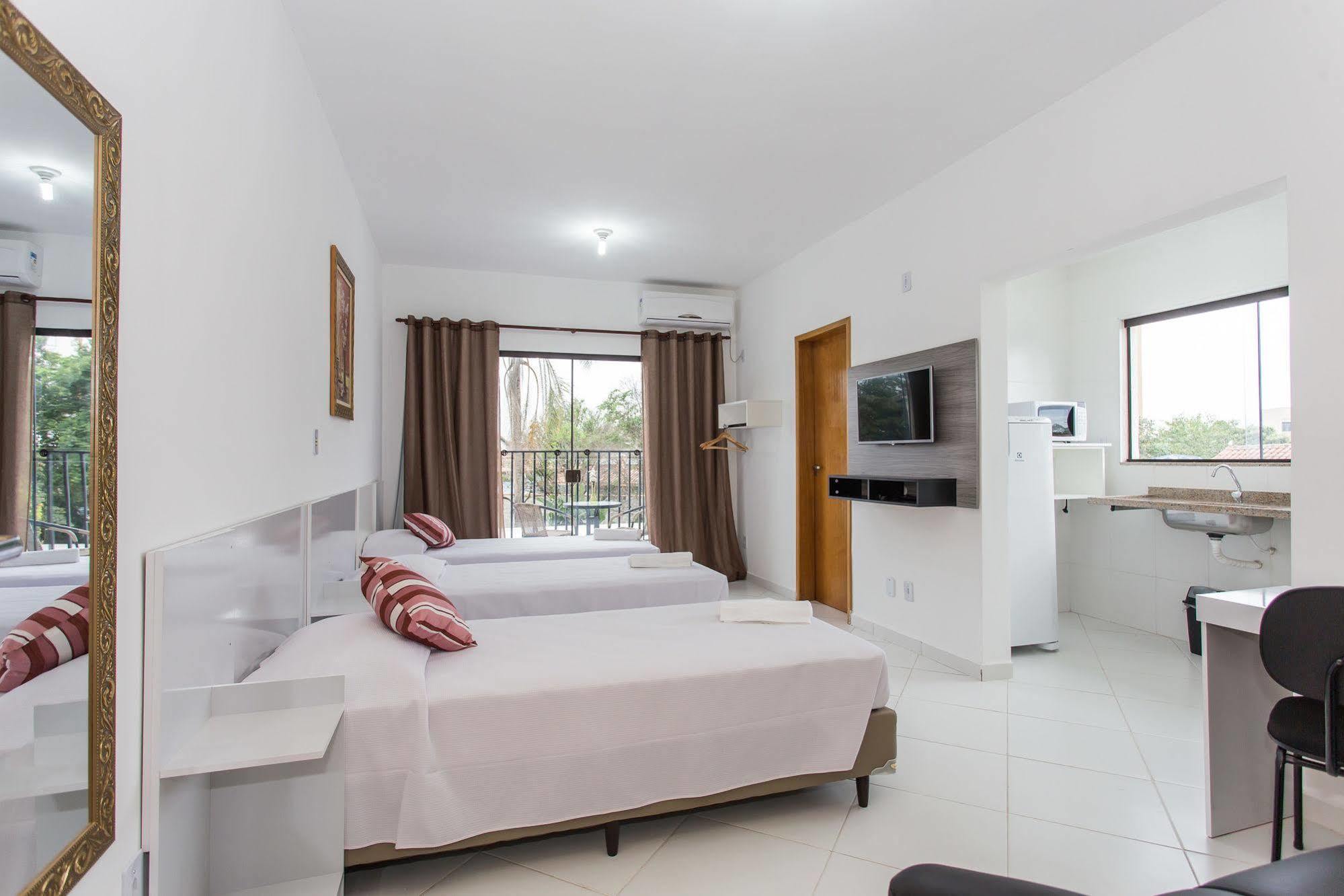 Domum Hotel 핀다모냥가바 외부 사진